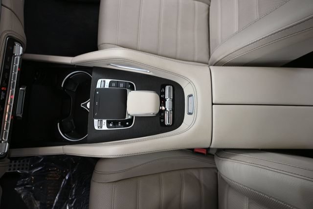 Used 2020 Mercedes-Benz GLS 580 4MATIC image 27