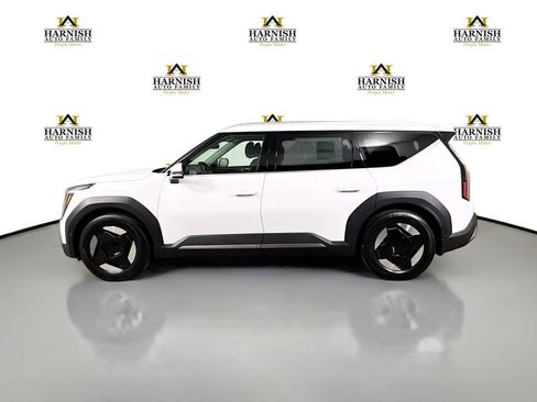 New 2026 Kia EV9 Wind image 4