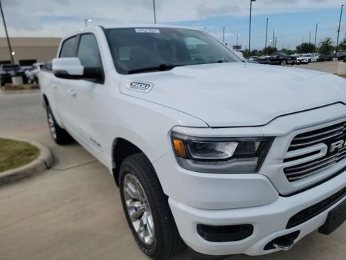 Used 2024 RAM 1500 Laramie image 3