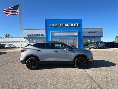 Used 2025 Chevrolet Blazer LT