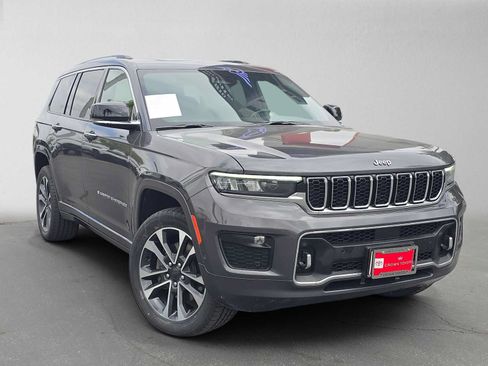 Used 2021 Jeep Grand Cherokee L Overland w/ Luxury Tech Group IV AWD/4WD image 1