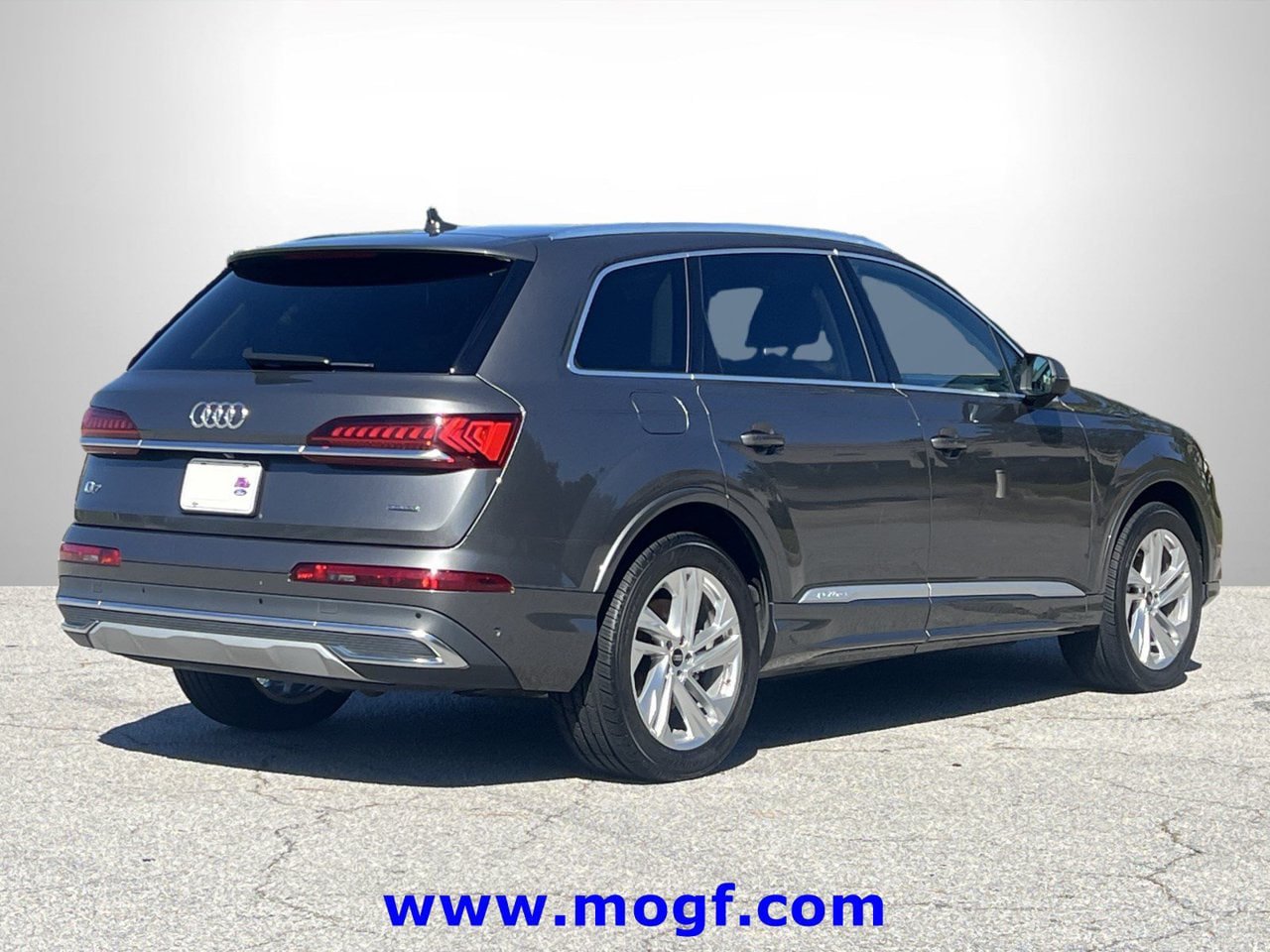 Used 2024 Audi Q7 3.0T Premium Plus AWD/4WD image 3