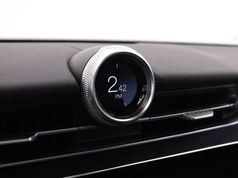 Used 2023 Maserati Grecale GT image 10