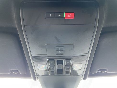 Used 2021 Volkswagen Atlas Cross Sport SEL AWD/4WD image 19