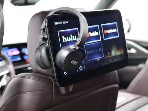 Used 2023 Cadillac Escalade Sport Platinum w/ LPO, ONYX Package RWD image 77