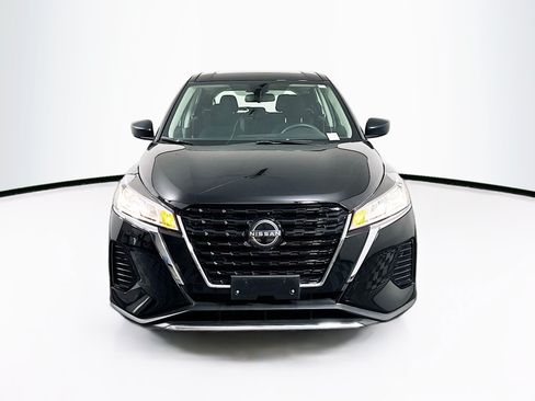 Used 2024 Nissan Kicks S FWD image 2