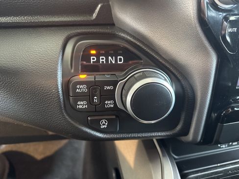 Used 2025 RAM 1500 Big Horn image 32