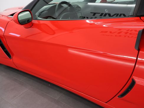 Used 2013 Chevrolet Corvette 427 w/ 1SB Preferred Equipment Group RWD image 28