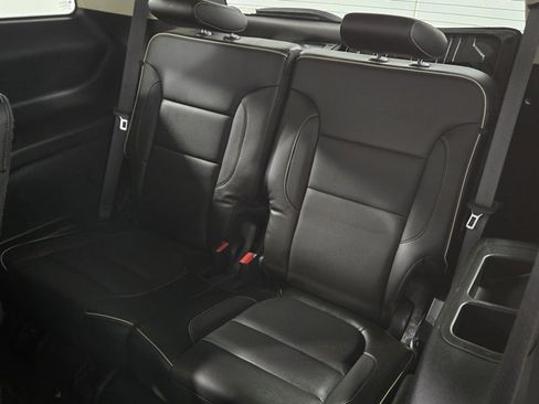 Used 2018 GMC Acadia Denali w/ LPO, Cargo Package image 21