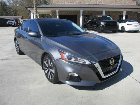 Used 2021 Nissan Altima 2.5 SV image 17