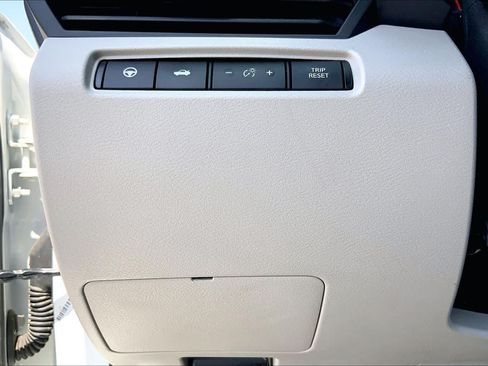 Used 2019 Nissan Altima 2.5 SL FWD image 33