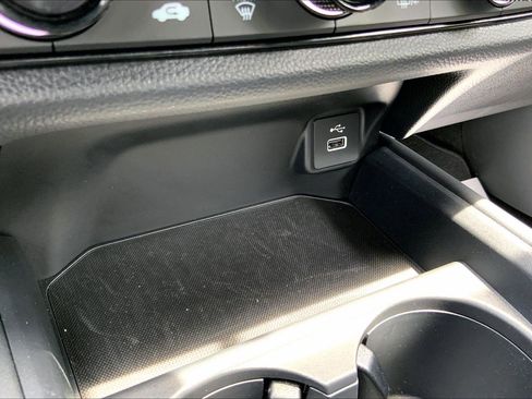 Used 2024 Honda HR-V Sport image 35