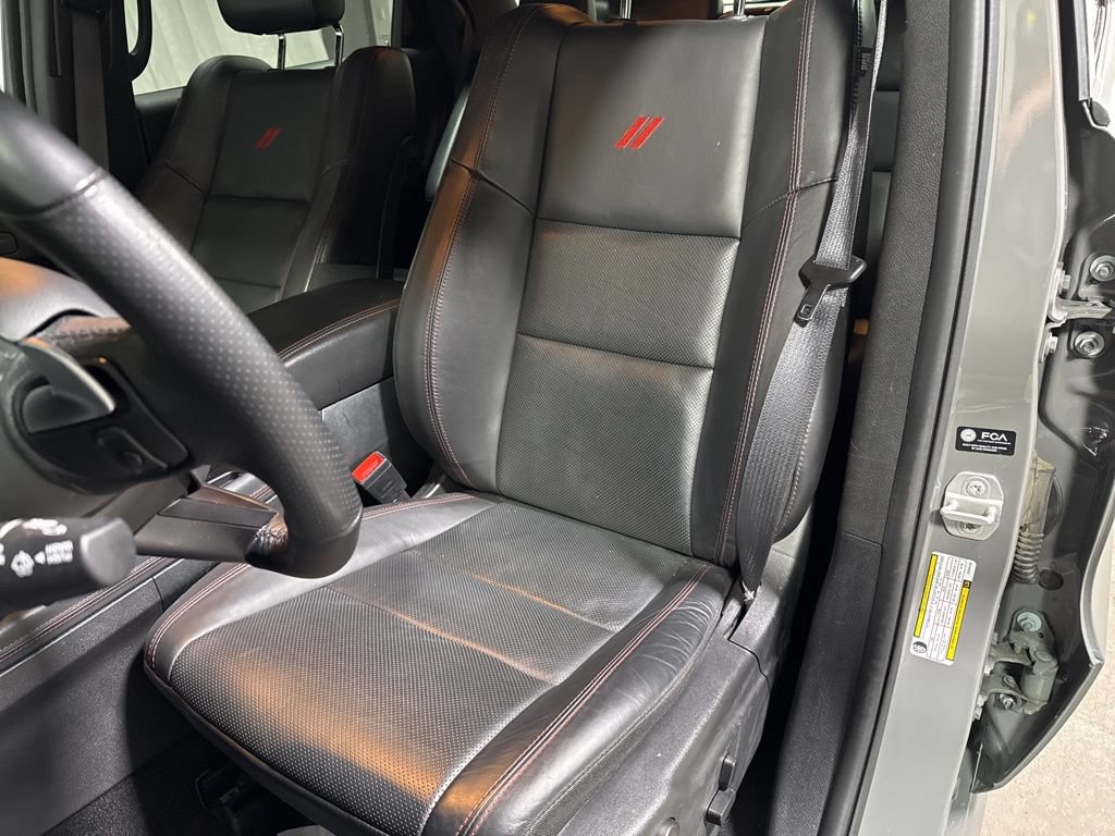 Used 2025 Dodge Durango GT AWD/4WD image 17