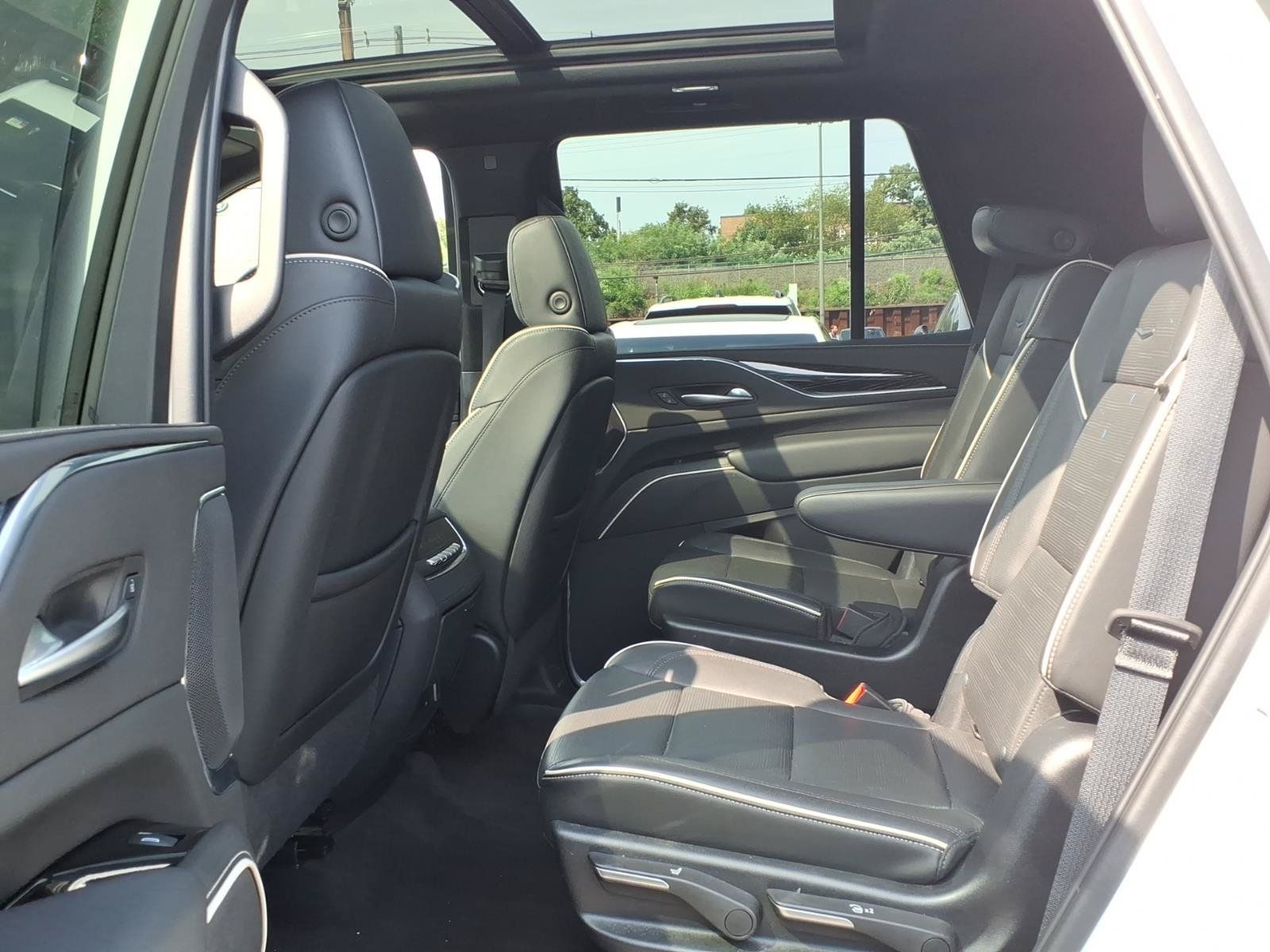 Used 2022 Cadillac Escalade Sport w/ Touring Package AWD/4WD image 13