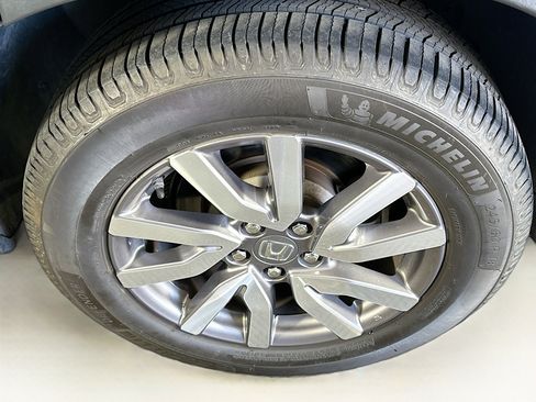 Used 2021 Honda Pilot EX-L image 11