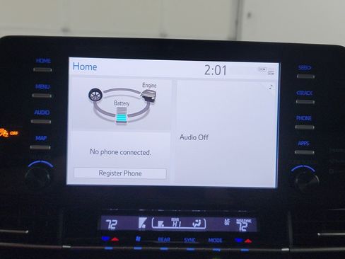 Used 2024 Toyota Sienna LE FWD image 21
