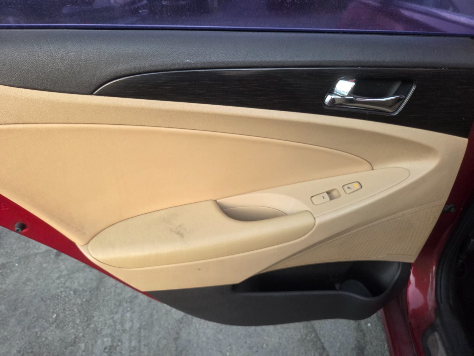 Used 2011 Hyundai Sonata Limited w/ Navigation Pkg 5 FWD image 10