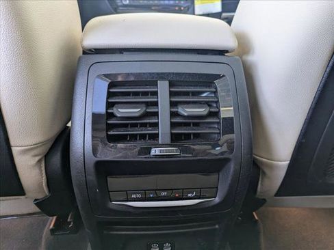 Used 2024 BMW X3 xDrive30i w/ Premium Package w/ZPA image 17