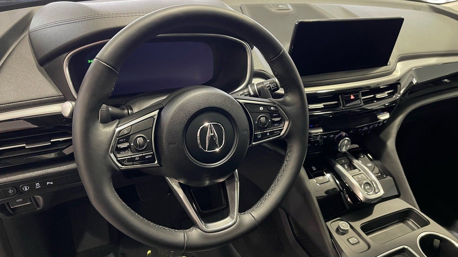 Used 2025 Acura MDX w/ Technology Package FWD image 30