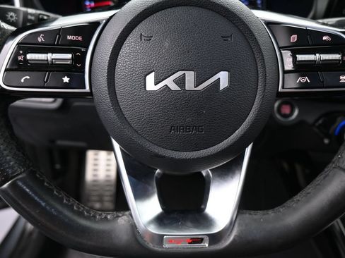 Used 2024 Kia Forte GT-Line w/ GT-Line Premium Package FWD image 32