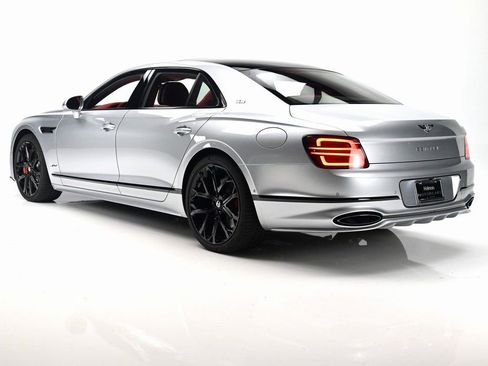 New 2025 Bentley Flying Spur Plug-In Hybrid AWD/4WD image 6