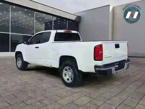 Used 2022 Chevrolet Colorado W/T image 3