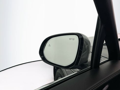 Used 2024 Genesis GV80 2.5T image 16