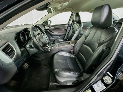 Used 2017 MAZDA MAZDA3 Touring FWD image 13
