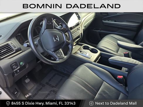 Used 2022 Honda Pilot TrailSport image 17