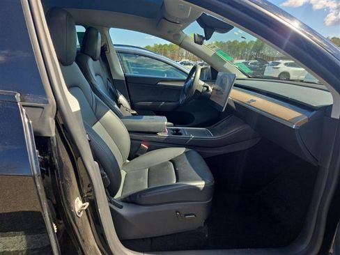 Used 2023 Tesla Model Y Long Range image 6
