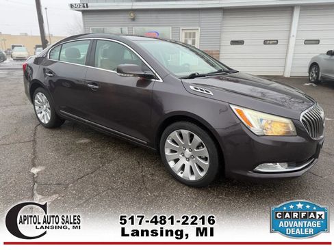 Used 2014 Buick LaCrosse Premium image 2