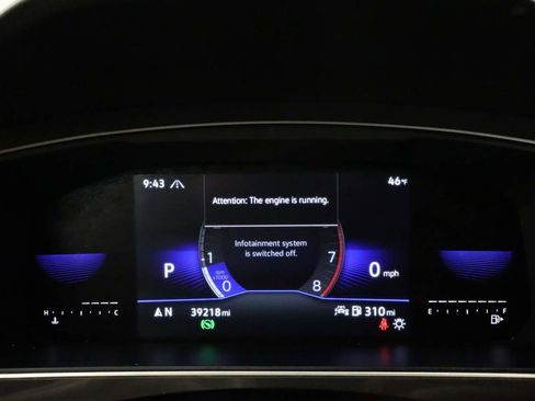 Used 2022 Volkswagen Tiguan SE w/ Panoramic Sunroof Package image 7