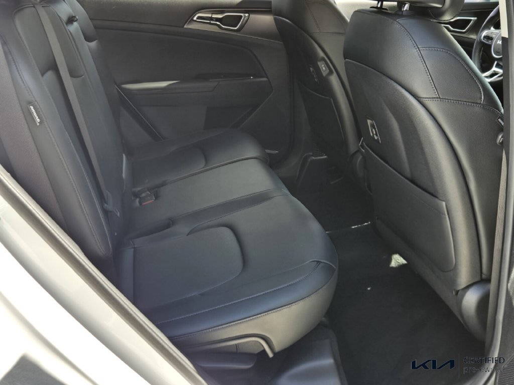 Certified 2024 Kia Sportage EX FWD image 16