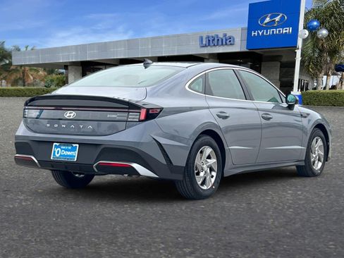 New 2026 Hyundai Sonata SE image 2