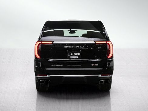 Used 2025 GMC Yukon XL Denali w/ Sun & Power Step Package AWD/4WD image 4