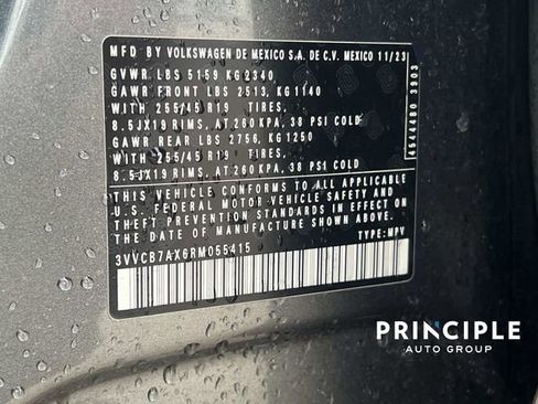 Used 2024 Volkswagen Tiguan SE R-Line image 35