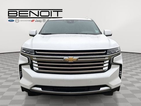 Used 2023 Chevrolet Tahoe High Country image 2