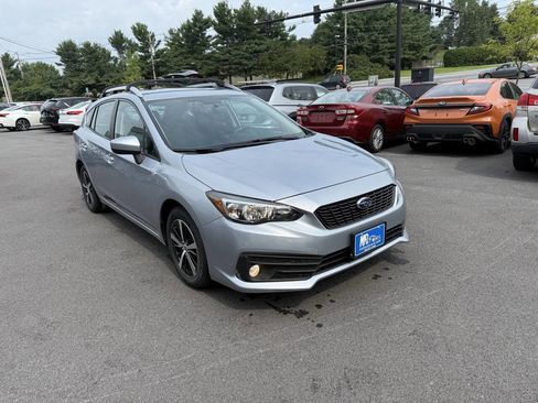 Used 2022 Subaru Impreza 2.0i Premium image 2