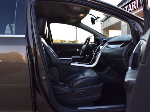 Used 2011 Ford Edge Limited image 16