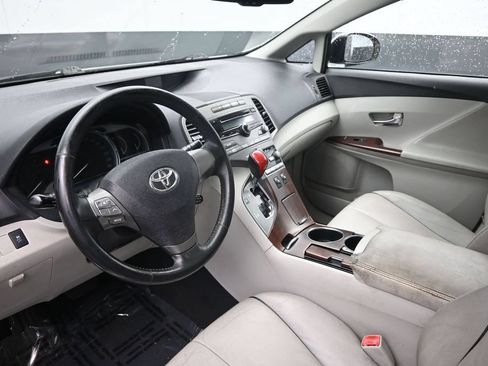 Used 2009 Toyota Venza AWD image 15