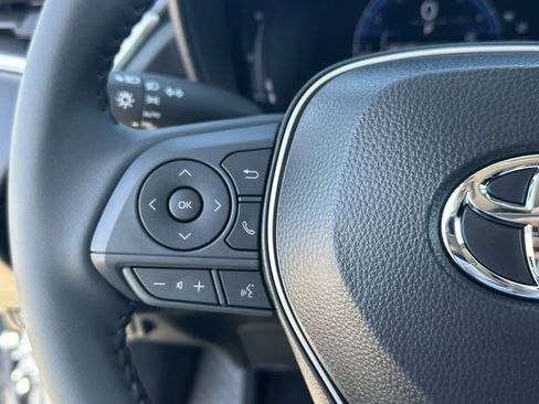 New 2026 Toyota Corolla Cross LE w/ Moonroof Package image 13