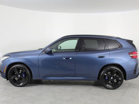 Used 2025 BMW X3 xDrive30i w/ Premium Package image 2