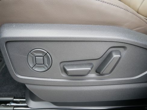 New 2025 Audi Q5 Premium Plus image 13