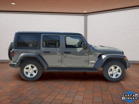 Used 2020 Jeep Wrangler Unlimited Sport S AWD/4WD image 28