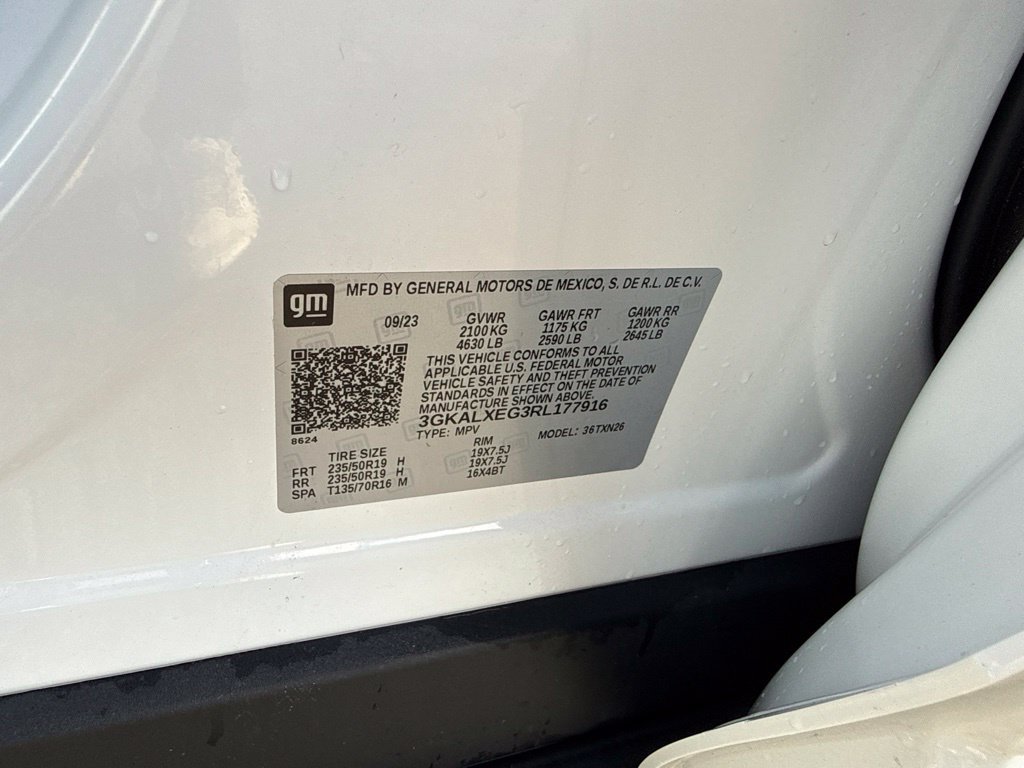 Used 2024 GMC Terrain Denali w/ Denali Premium Package AWD/4WD image 10