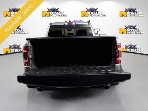 Used 2019 RAM 1500 Laramie AWD/4WD image 25