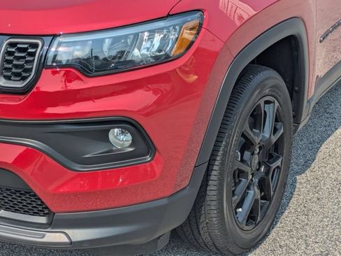 New 2026 Jeep Compass Latitude AWD/4WD image 9