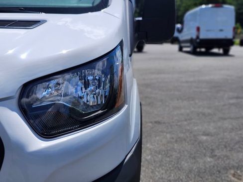 New 2026 Ford Transit 150 Low Roof RWD image 10