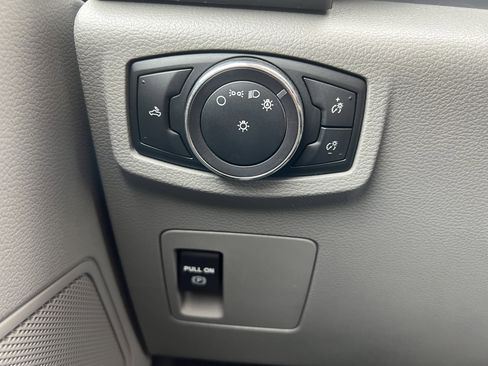 Used 2018 Ford F150 XL w/ Trailer Tow Package w/101A image 16