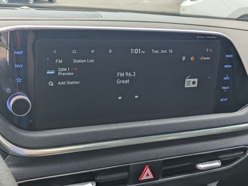Certified 2023 Hyundai Sonata SEL w/ Cargo Package FWD image 22